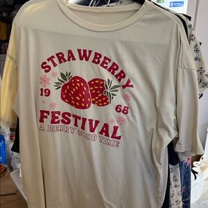 SHEIN Cream Strawberry Festival Graphic Short Sleeve Tee